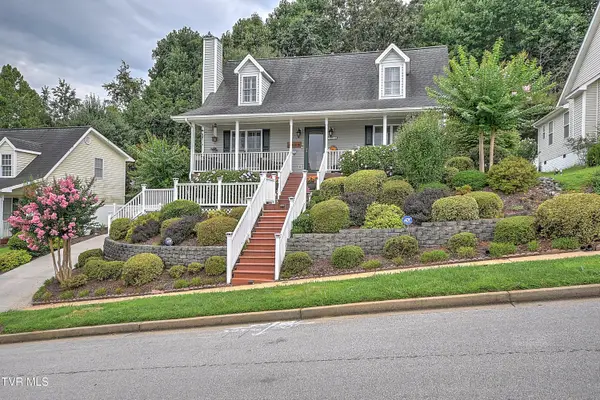 1018 Sunrise Valley Drive, Johnson City, TN 37604