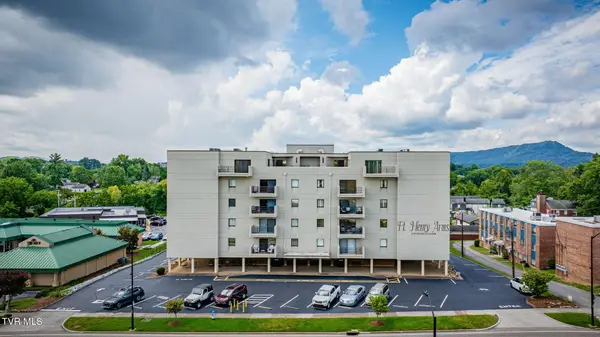 1985 Fort Henry Drive #Apt 4a, Kingsport, TN 37664