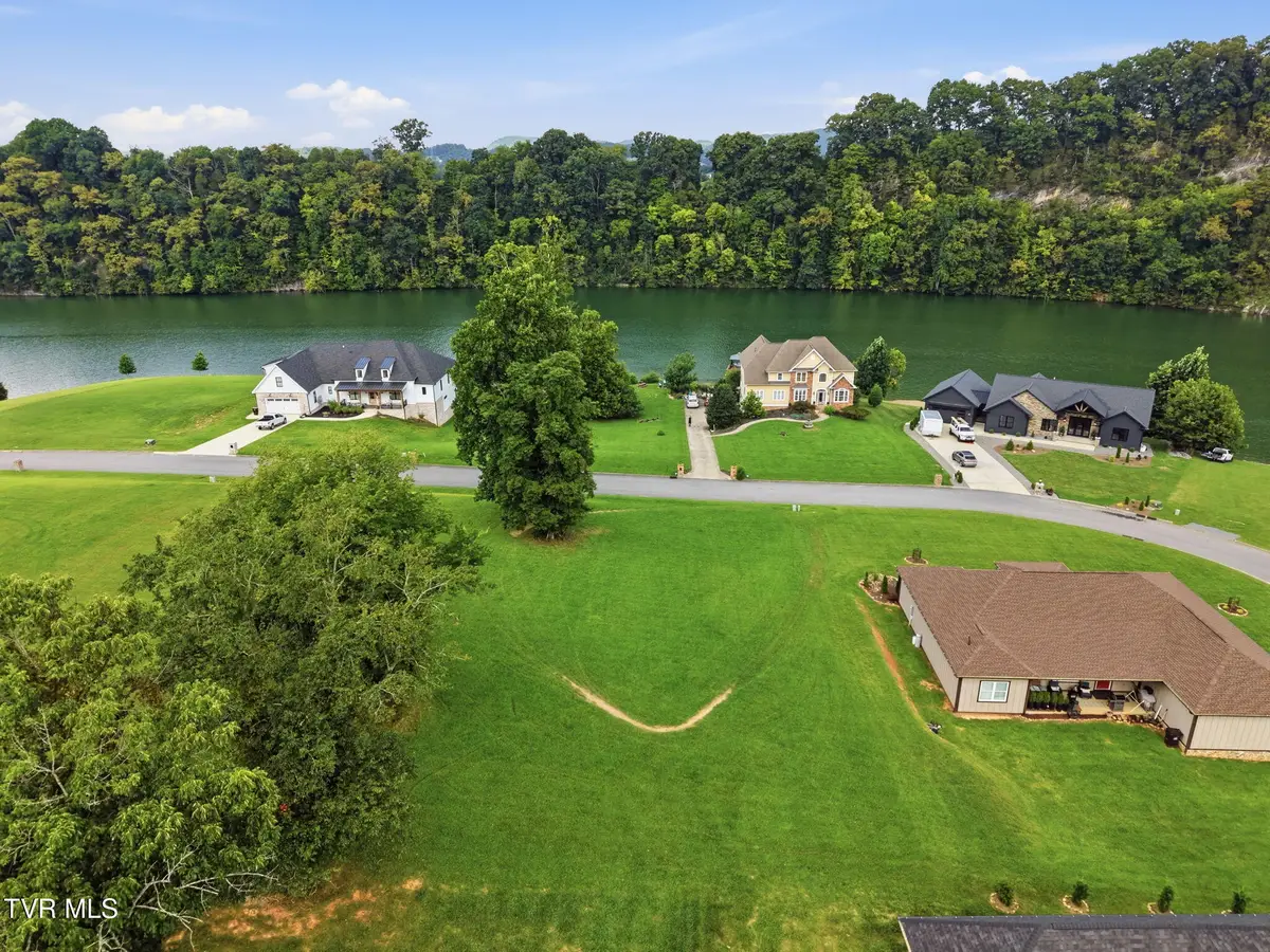 1205 Reynolds Road, Piney Flats, TN 37686 - #1