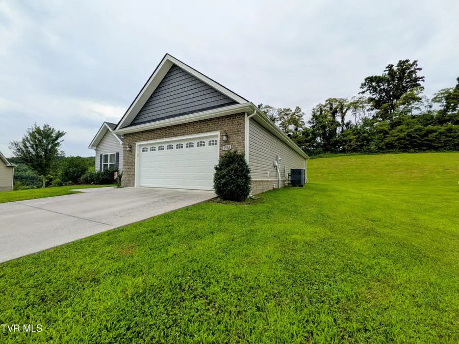 2954 Southbridge Road, Kingsport, TN 37664 - #2