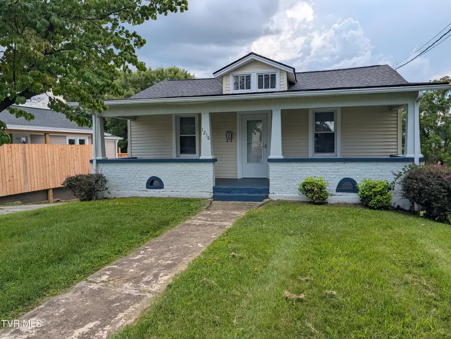 1216 Maryland Avenue, Bristol, TN 37620 - #2