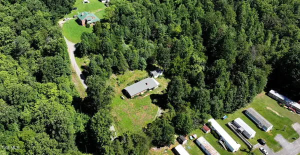 128 Dan Berry Hill Road, Elizabethton, TN 37643