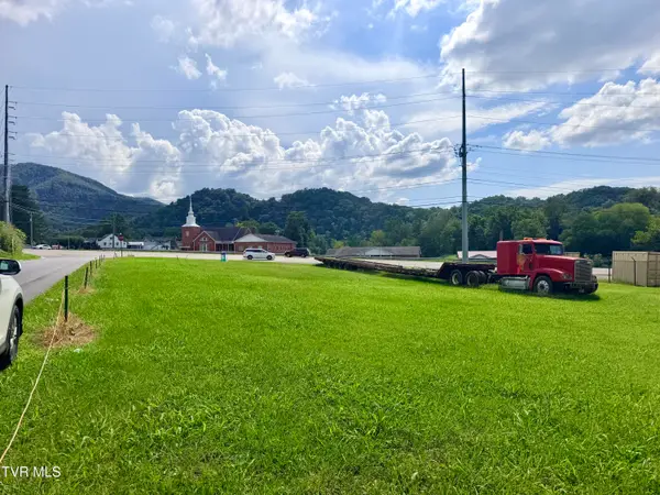 4271 Valley Forge Siam, Elizabethton, TN 37643