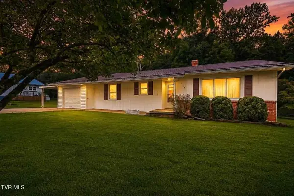 226 Bank Drive, Fall Branch, TN 37656