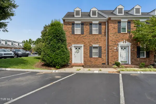 400 Sunset #Apt L55, Johnson City, TN 37604