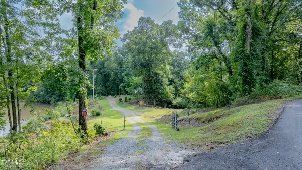 85 Little Indian Creek Road, Greeneville, TN 37743