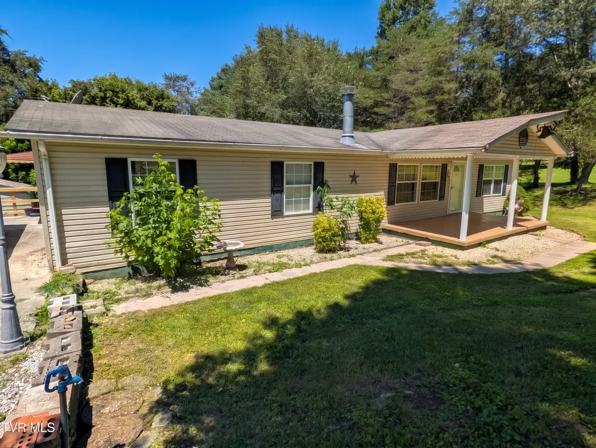242 Edens Drive, Dryden, VA 24243 - #1