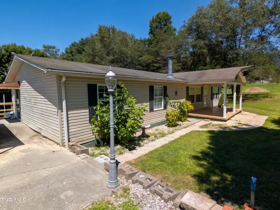 242 Edens Drive, Dryden, VA 24243 - #2
