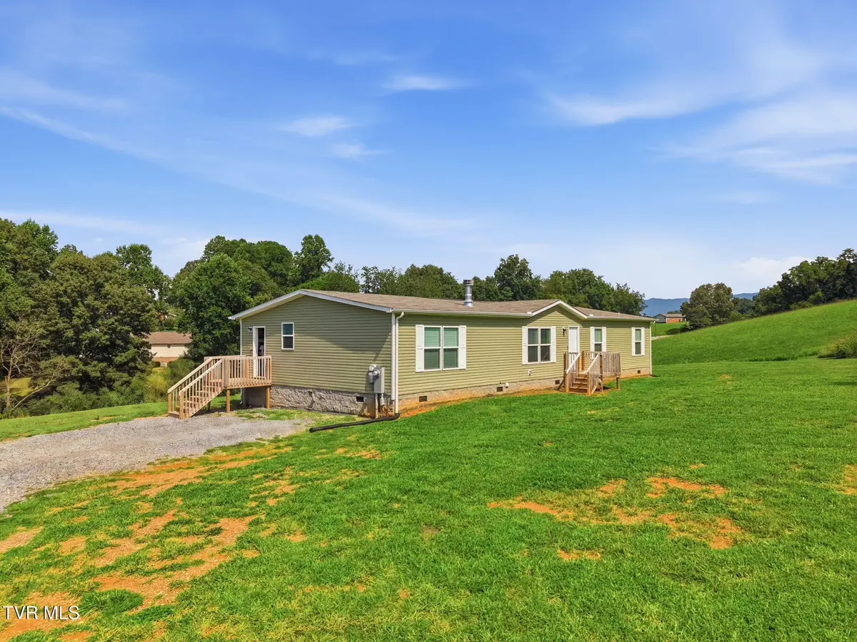 323 Fox Pvt Drive, Bluff City, TN 37618 - #1