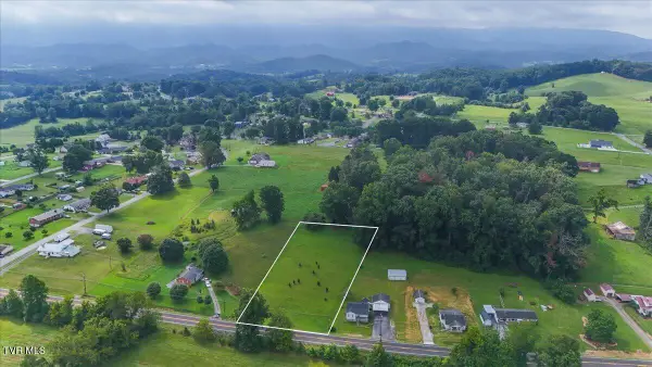3001 Weaver Pike, Bristol, TN 37620
