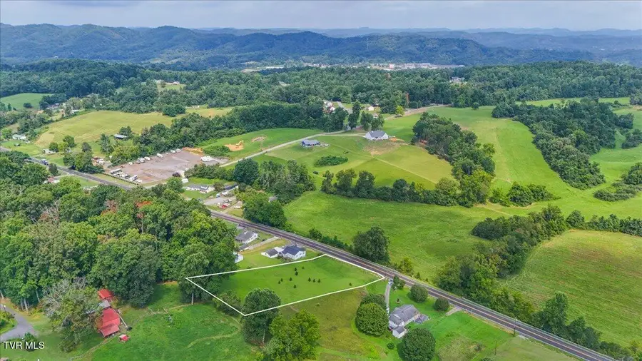 3001 Weaver Pike, Bristol, TN 37620 - #3