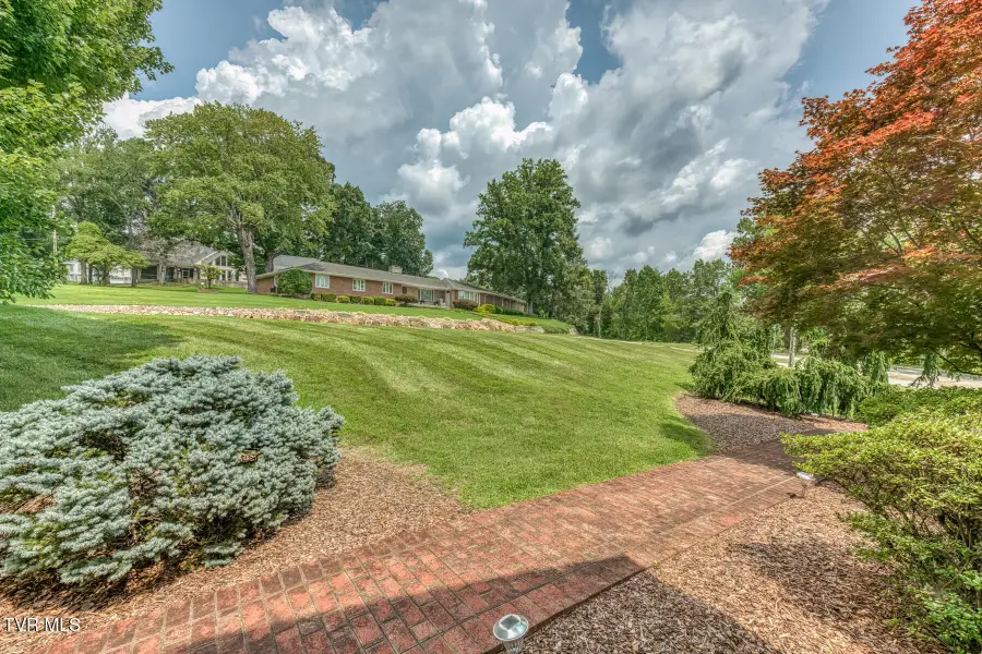 901 Colfax Avenue, Kingsport, TN 37660 - #3