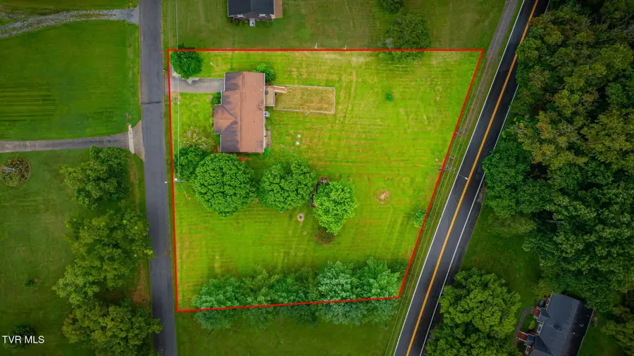 717 Old Stage Road, Surgoinsville, TN 37873 - #3