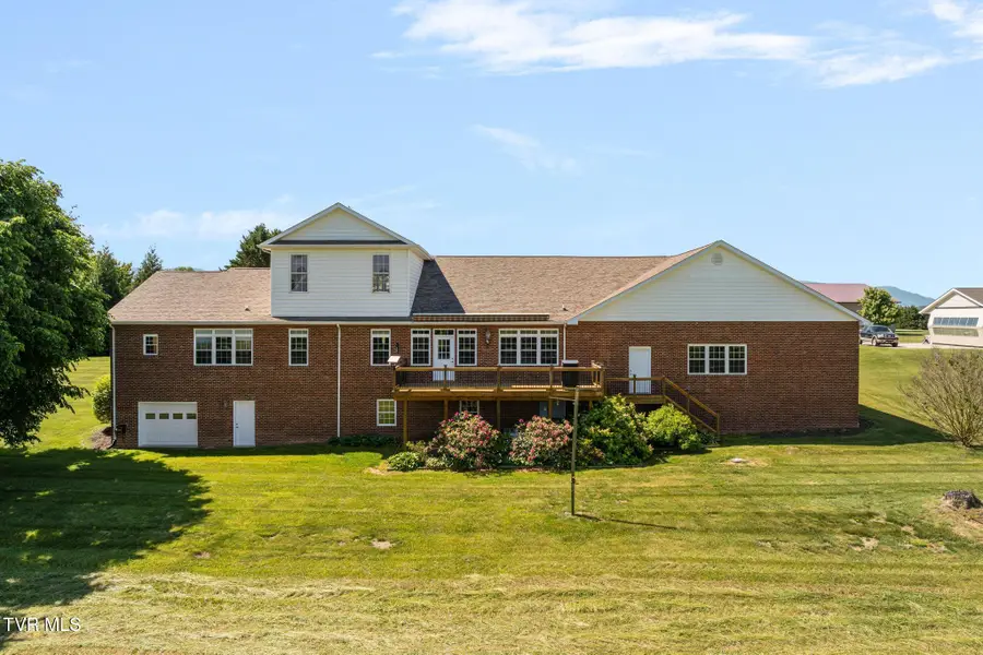 101 Kitty Hawk Drive, Chuckey, TN 37641 - #3