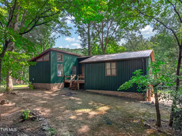 294 Horseshoe Bend Road, Rogersville, TN 37857