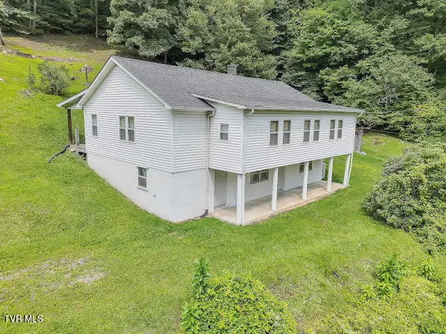 3634 Pine Creek Road, Swords Creek, VA 24649 - #2