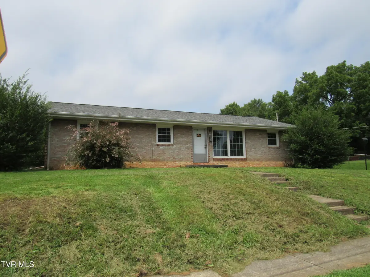200 West Chilhowie Avenue, Johnson City, TN 37604 - #1