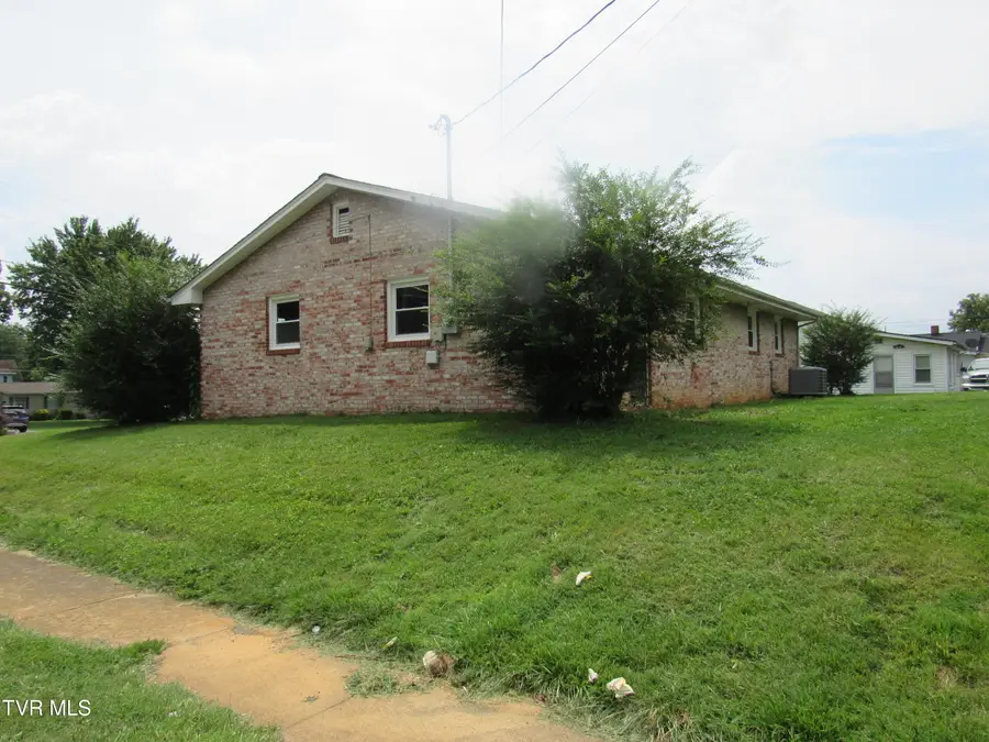 200 West Chilhowie Avenue, Johnson City, TN 37604 - #2