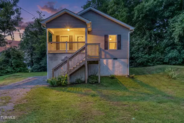 1701 Carter Avenue, Johnson City, TN 37604