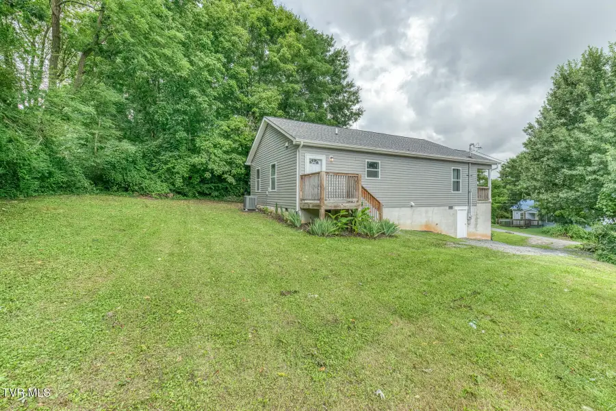 1701 Carter Avenue, Johnson City, TN 37604 - #3