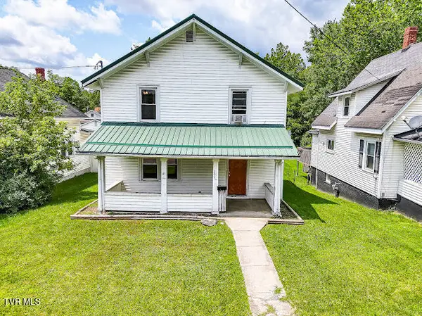 202 Montrose Street, Bluefield, VA 24605