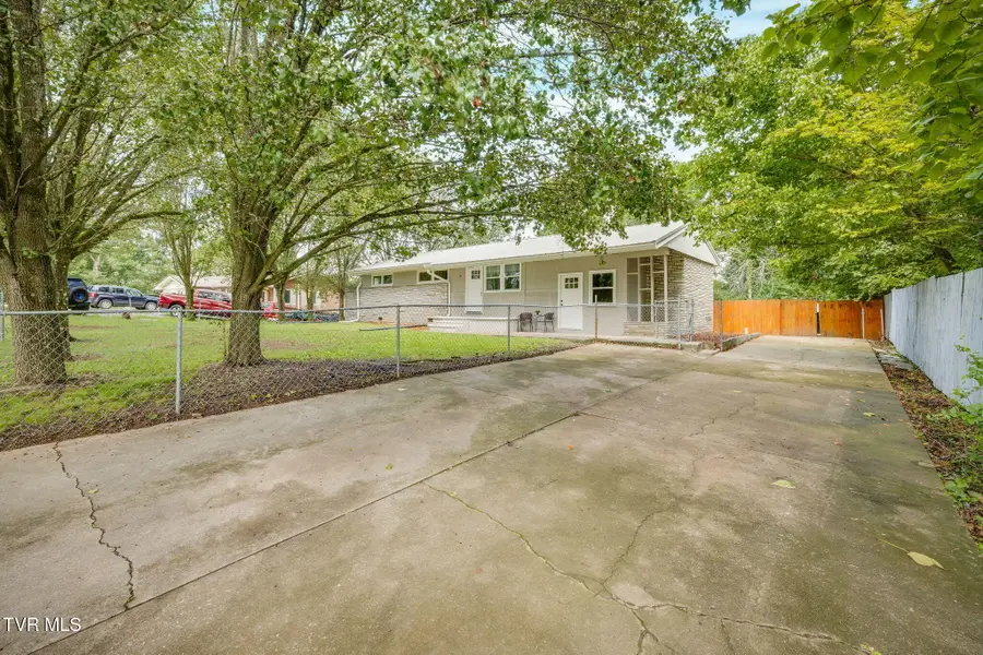 30 Brown Avenue, Greeneville, TN 37743 - #2