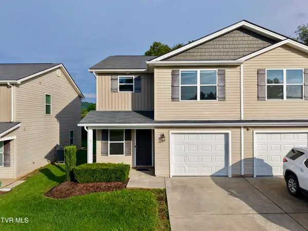 2927 Watauga Road #Unit 3, Johnson City, TN 37601