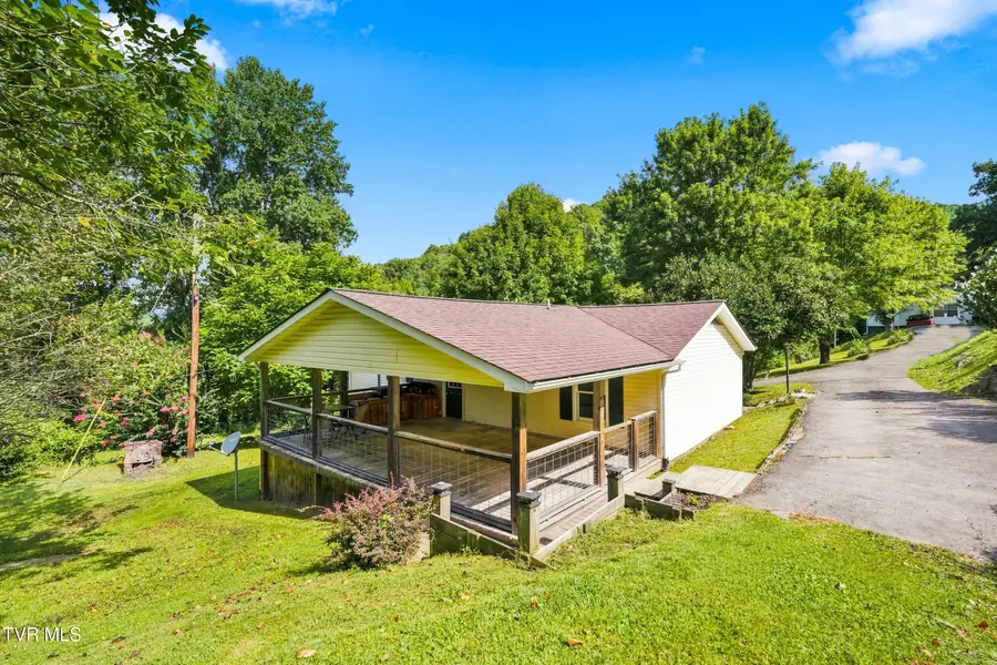 1301 Sorrenta Road, Big Stone Gap, VA 24219 - #2