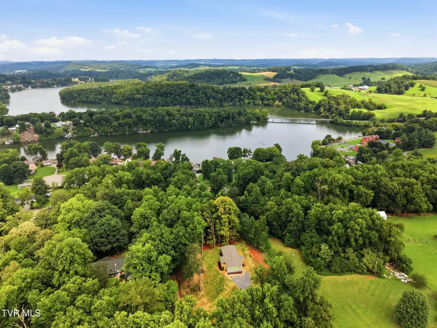 445 Bay Hill Drive, Piney Flats, TN 37686 - #3