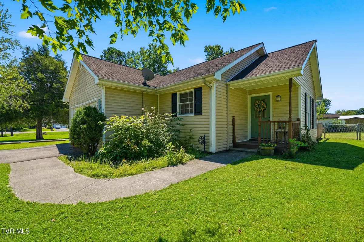 108 Northeast Kelly Street, Wise, VA 24293 - #1