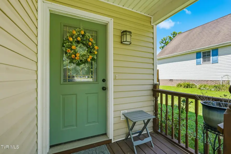 108 Northeast Kelly Street, Wise, VA 24293 - #2