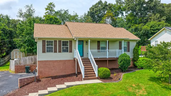 302 Maple Ridge Drive, Jonesborough, TN 37659