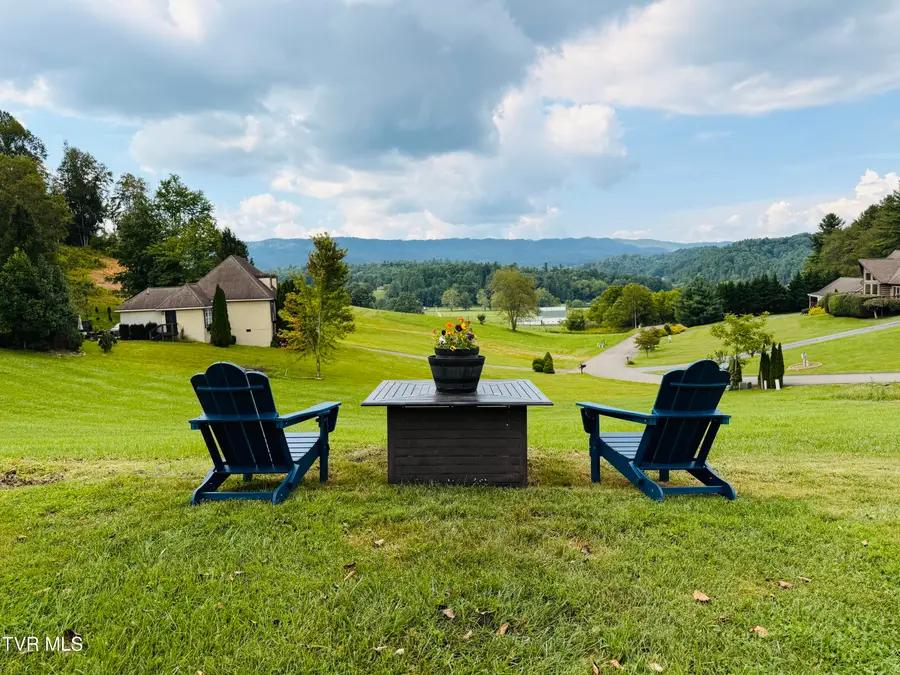 394 Cedar Street, Mountain City, TN 37683 - #2