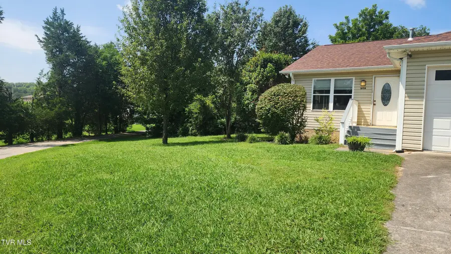 160 Byrd Drive, Kodak, TN 37764 - #3