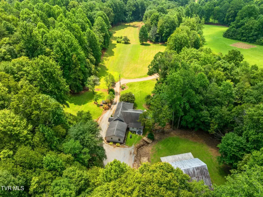 284 Bulldog Hollow, Elizabethton, TN 37643 - #3