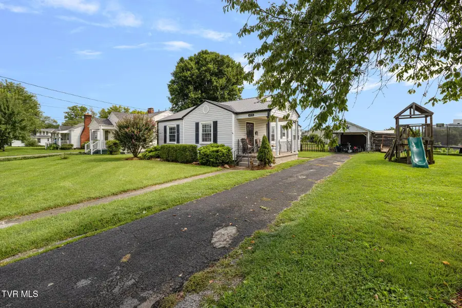 408 Holly Lane, Elizabethton, TN 37643 - #2
