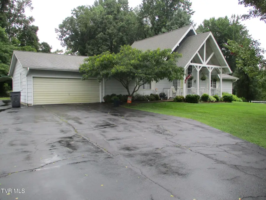 213 Edgefield Road, Bristol, TN 37620 - #3
