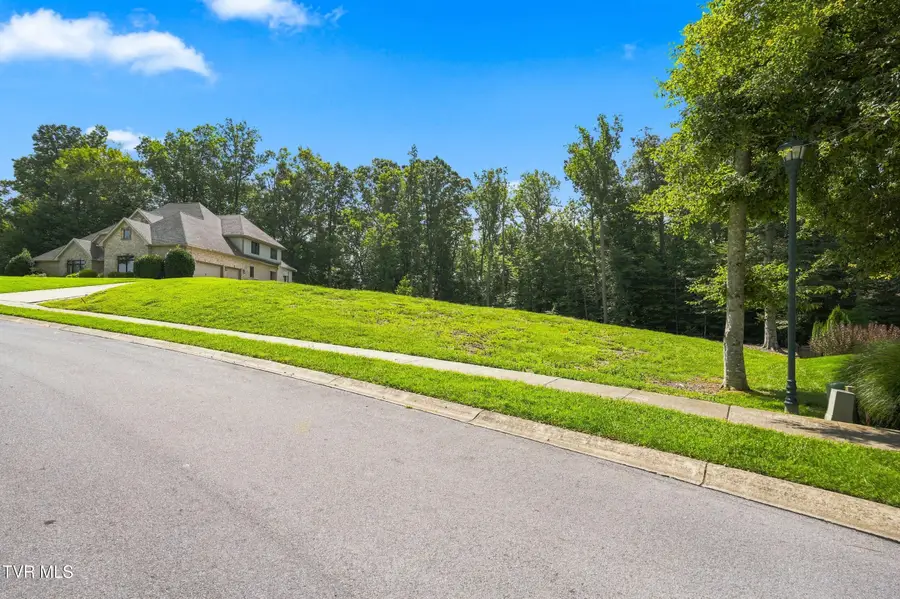 212 Highland Ridge Terrace, Johnson City, TN 37615 - #2