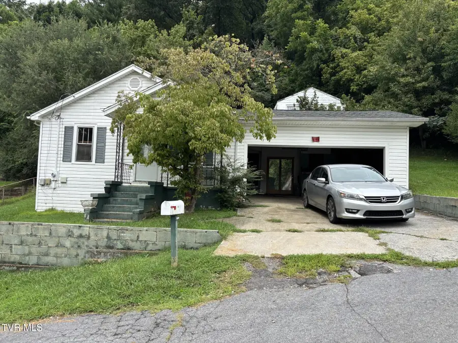 128 Mohawk Street, Kingsport, TN 37665 - #2