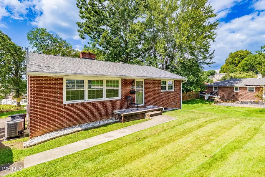 1354 Lawndale Circle, Kingsport, TN 37664 - #3