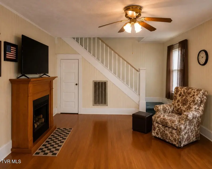 1242 East Center Street, Kingsport, TN 37660 - #2