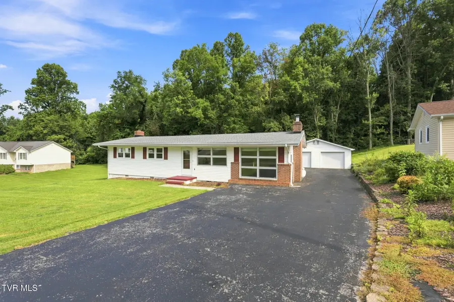 273 Deerfield Drive, Bristol, TN 37620 - #2