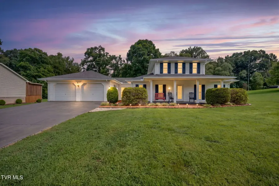 852 Topeka Drive, Mount Carmel, TN 37645 - #2