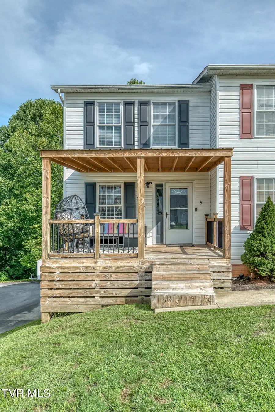 235 Hunter Hills Circle #Apt 5, Bristol, TN 37620 - #2
