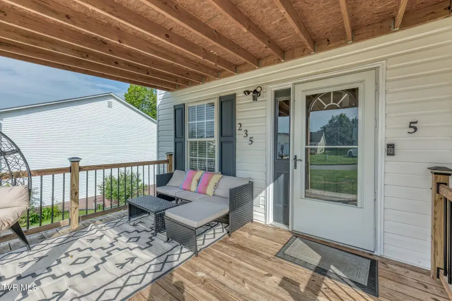 235 Hunter Hills Circle #Apt 5, Bristol, TN 37620 - #3
