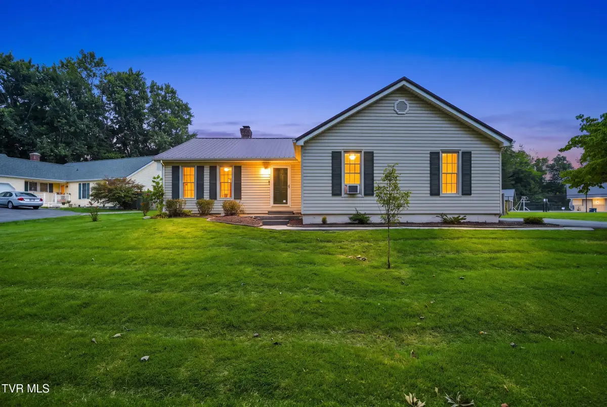 3401 Manchester Lane, Johnson City, TN 37601 - #1
