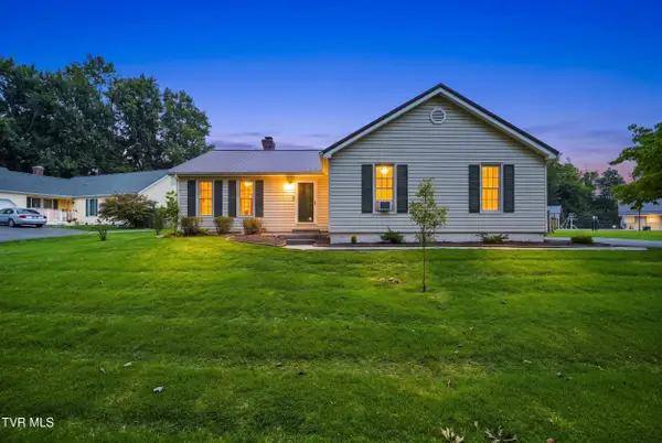 3401 Manchester Lane, Johnson City, TN 37601