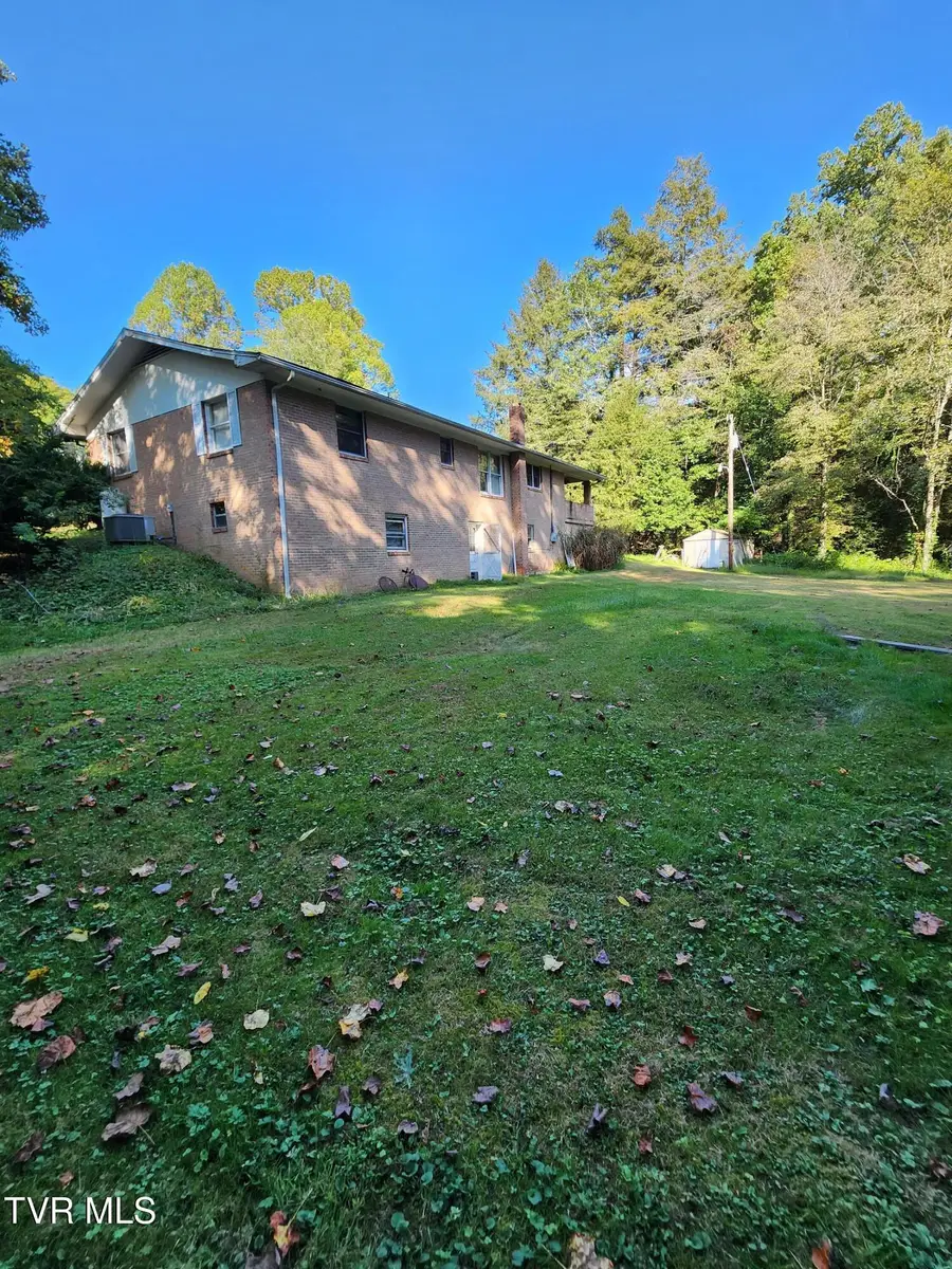 6219 Laurel Grove Road, Norton, VA 24273 - #2