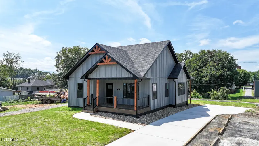 207 Hall Street, Greeneville, TN 37745 - #2