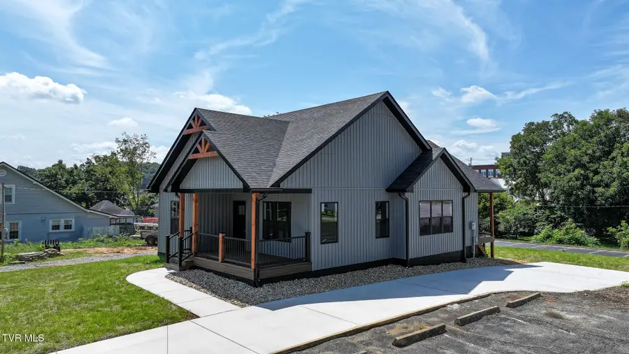 207 Hall Street, Greeneville, TN 37745 - #3